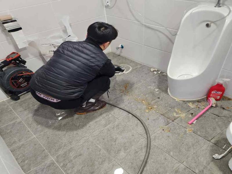 동대문구 소변기·상가 배관 작업사례 2